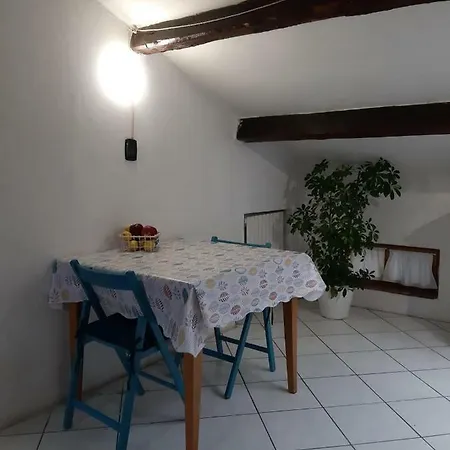 Olympia Terrace House *